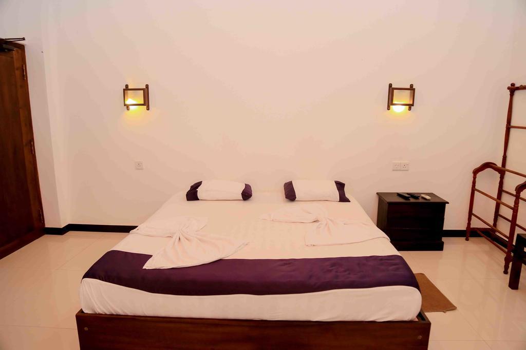 Gayana Guest House Kanattagoda Ngoại thất bức ảnh