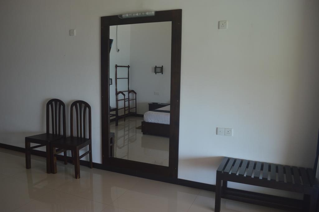 Gayana Guest House Kanattagoda Ngoại thất bức ảnh