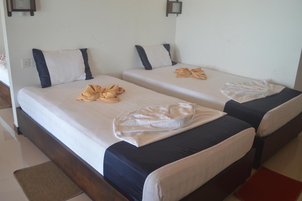 Gayana Guest House Kanattagoda Ngoại thất bức ảnh
